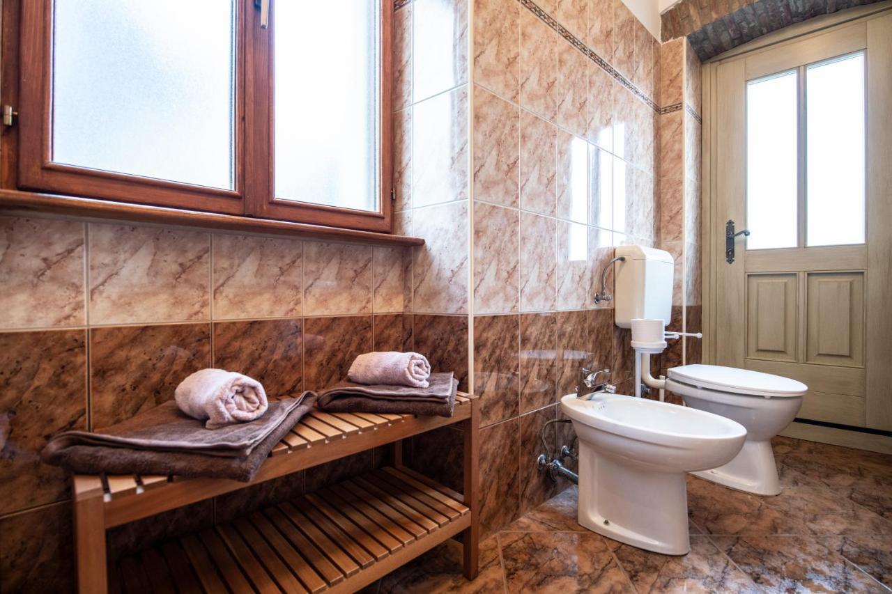 Old Town Studio And Apartment Vrsar Buitenkant foto